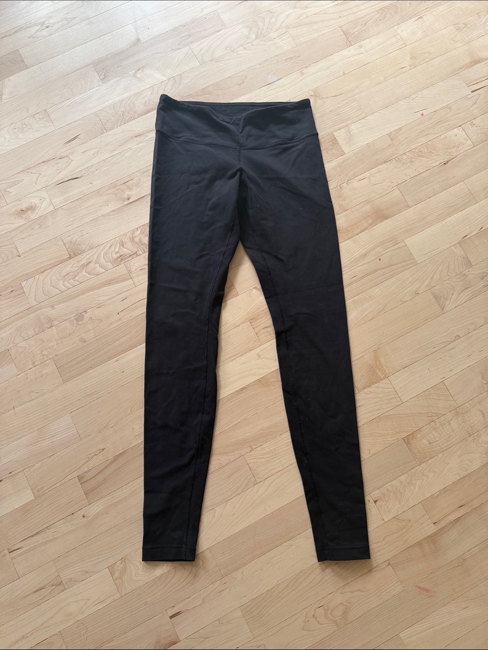 Black Lululemom Leggings. Size 6.